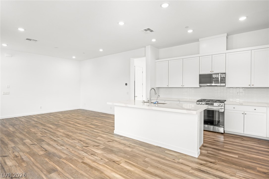 127 Barkset Way Henderson NV 89011