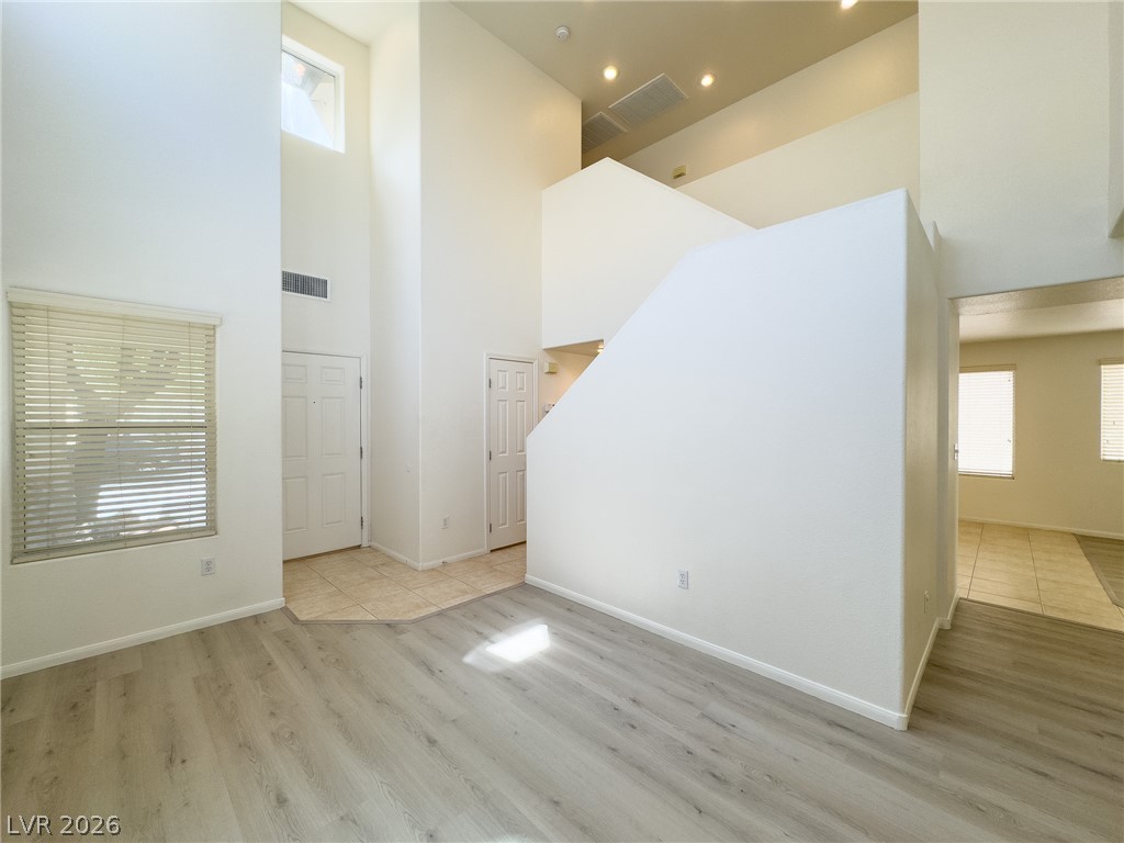 9456 Grandview Spring Avenue Las Vegas NV 89166