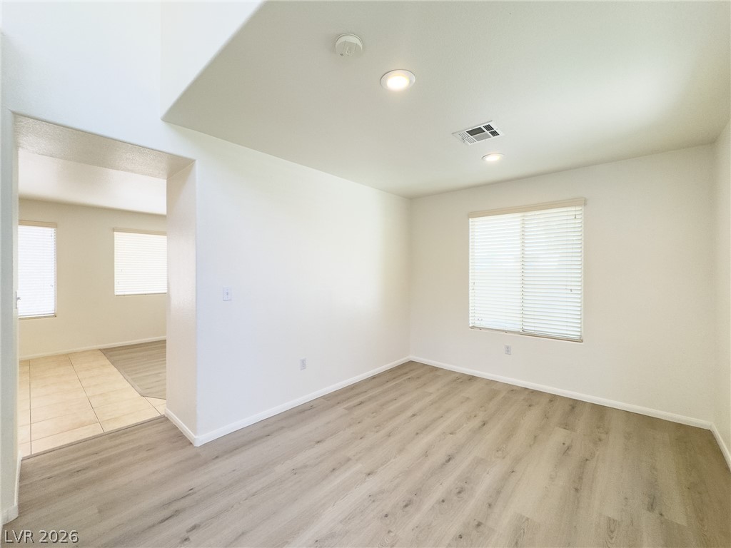 9456 Grandview Spring Avenue Las Vegas NV 89166