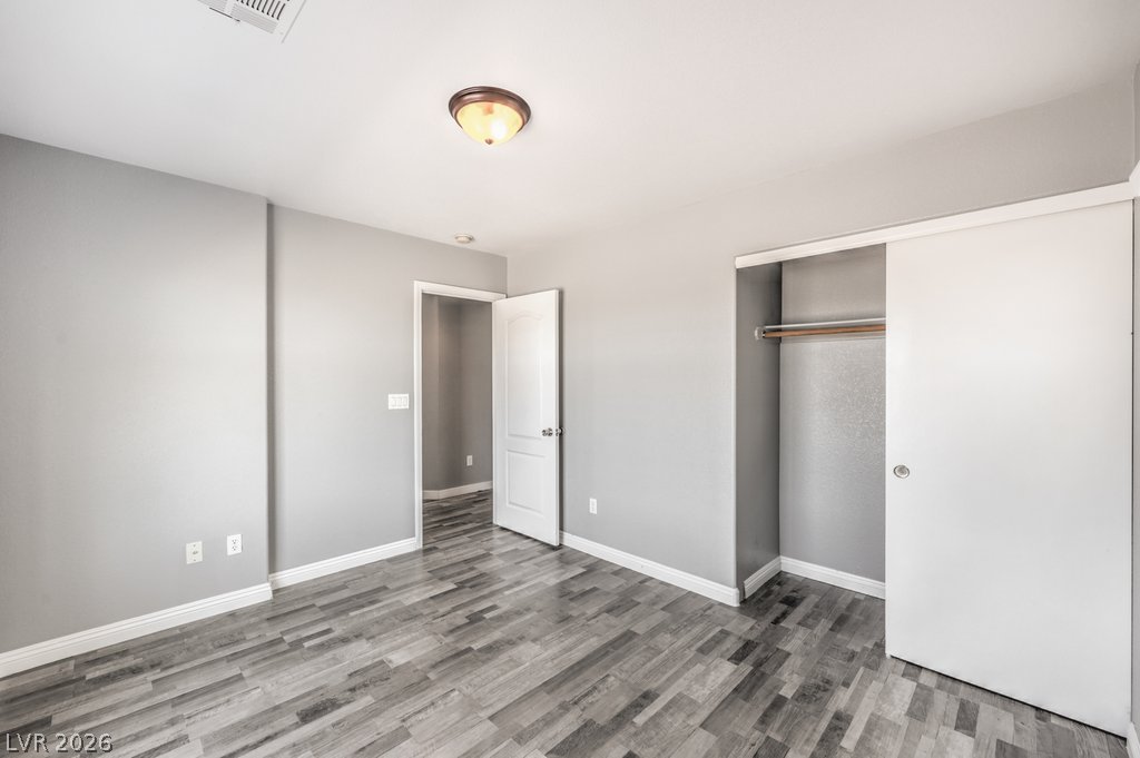 10456 Highlands River Street Las Vegas NV 89141
