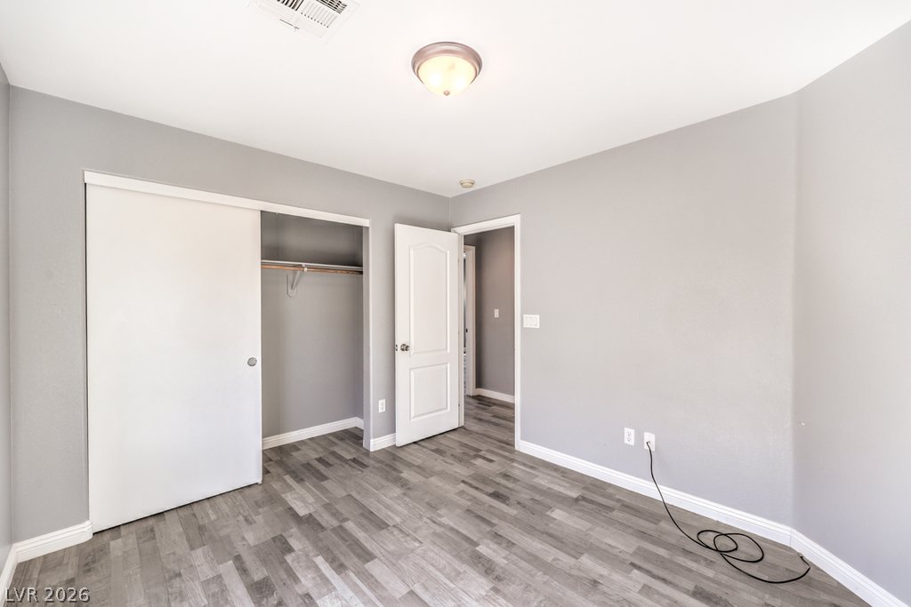 10456 Highlands River Street Las Vegas NV 89141