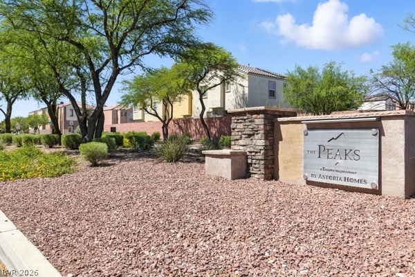 7369 Chrome Hill Street Las Vegas NV 89139