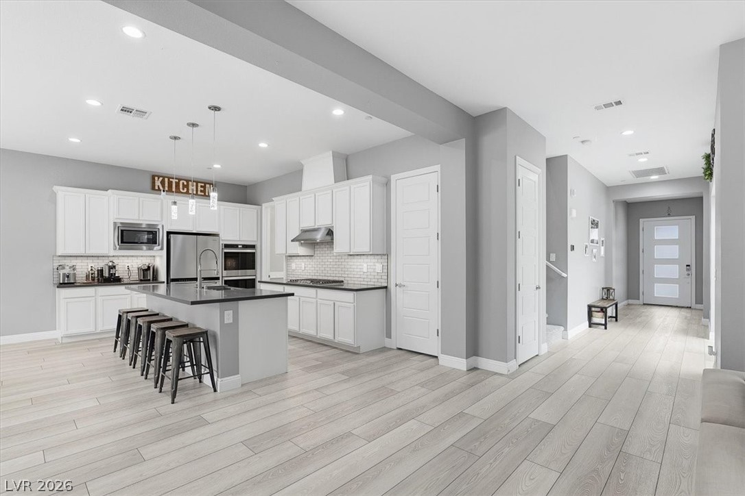 2562 Millburn Avenue Henderson NV 89044