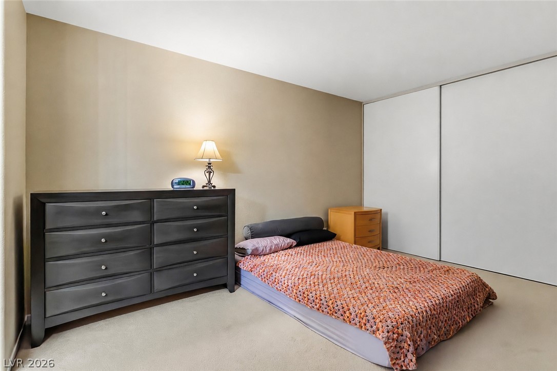 2209 Short Pine Drive Las Vegas NV 89108
