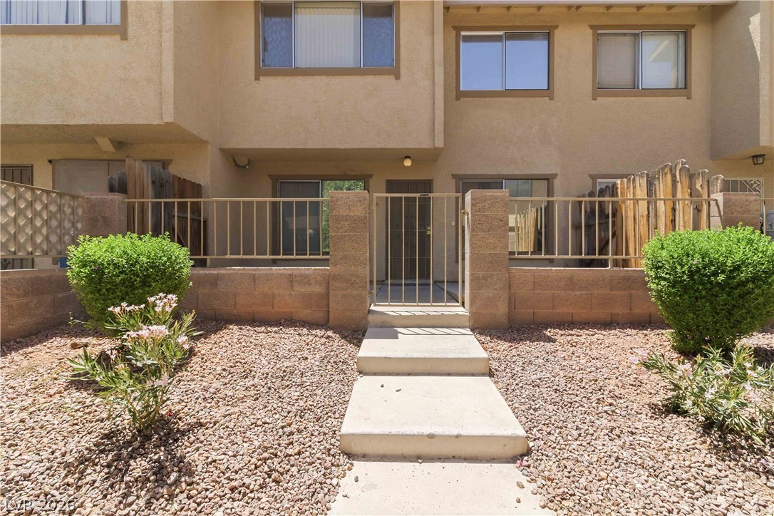 2209 Short Pine Drive Las Vegas NV 89108