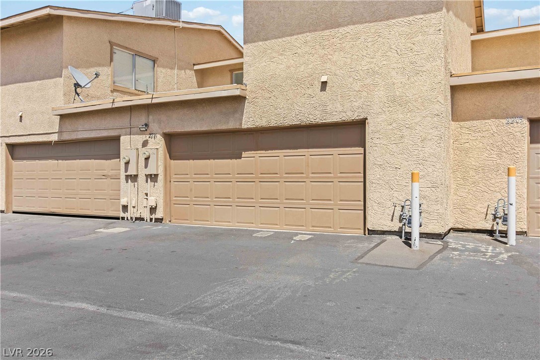 2209 Short Pine Drive Las Vegas NV 89108