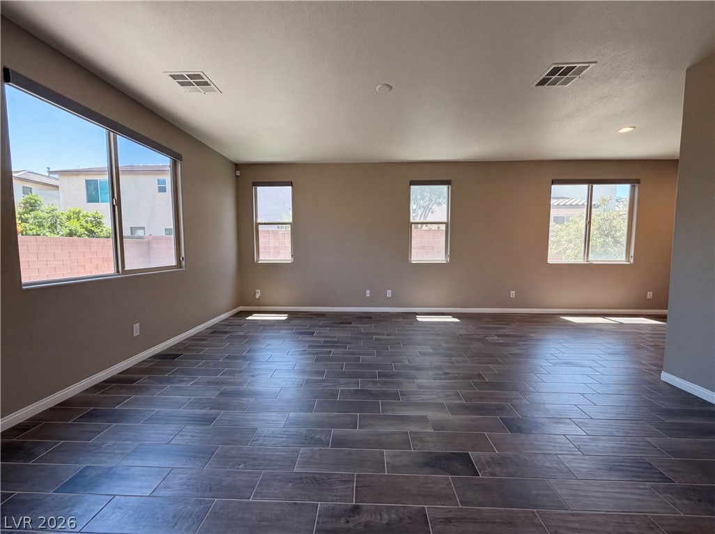 6586 Dolian Creek Street Las Vegas NV 89148