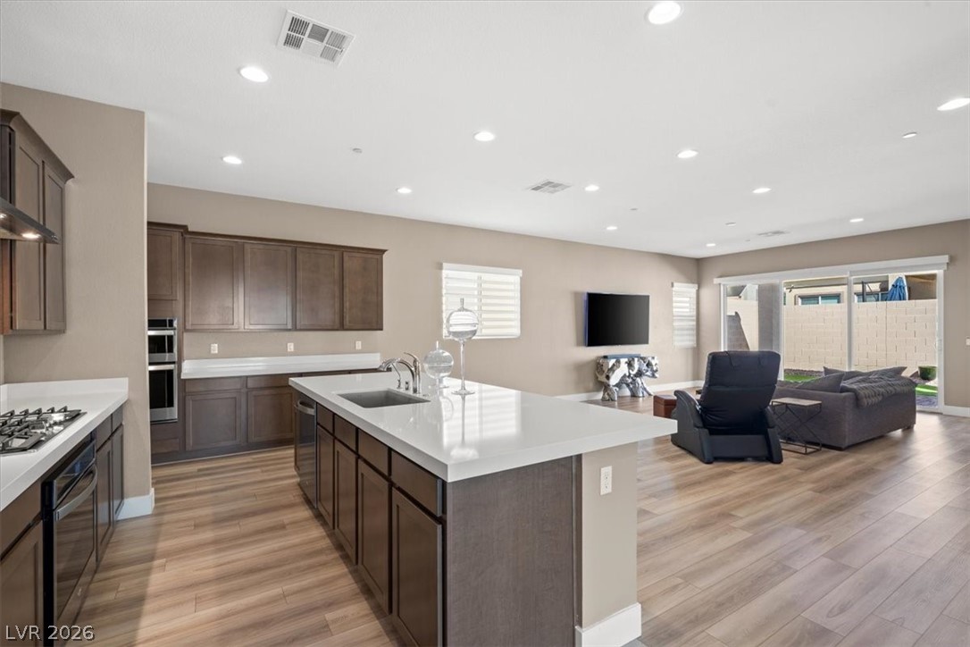 10142 Tree Blossom Avenue Las Vegas NV 89166