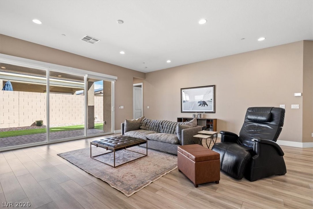 10142 Tree Blossom Avenue Las Vegas NV 89166