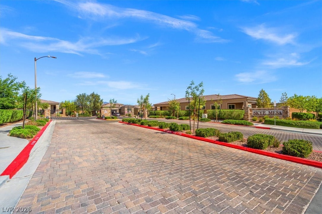 10142 Tree Blossom Avenue Las Vegas NV 89166