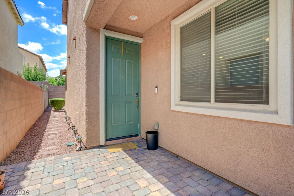 6221 Canterbury Field Road Las Vegas NV 89113