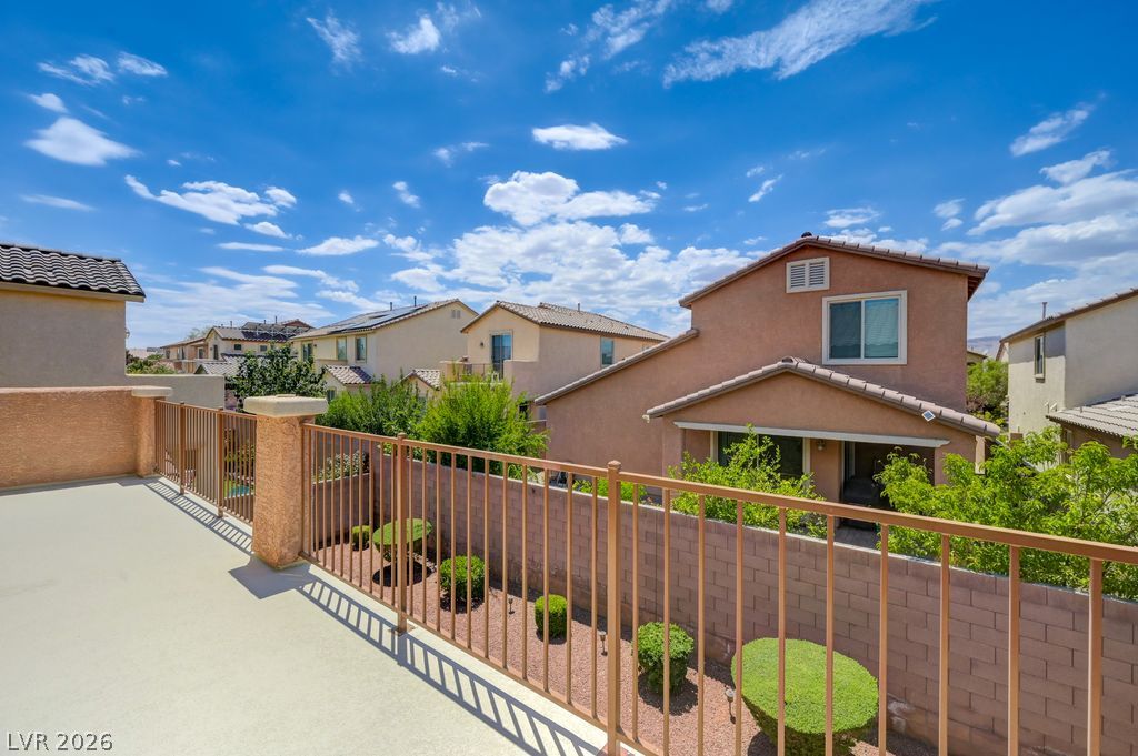6221 Canterbury Field Road Las Vegas NV 89113