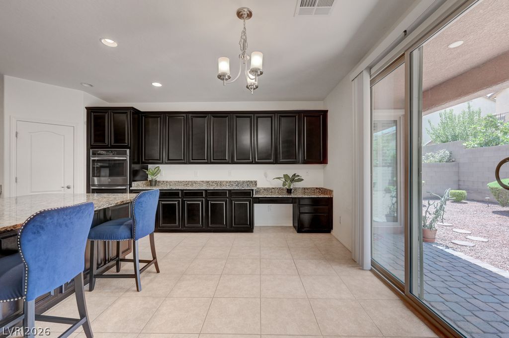 6221 Canterbury Field Road Las Vegas NV 89113
