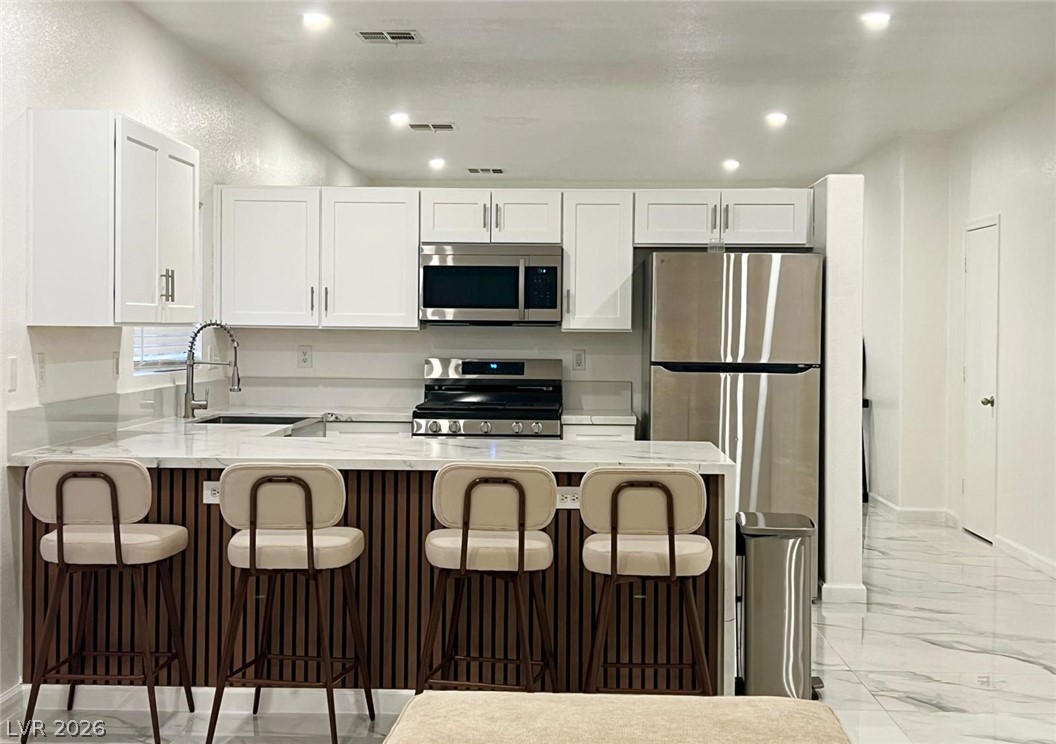 6022 Highland Gardens Drive North Las Vegas NV 89031
