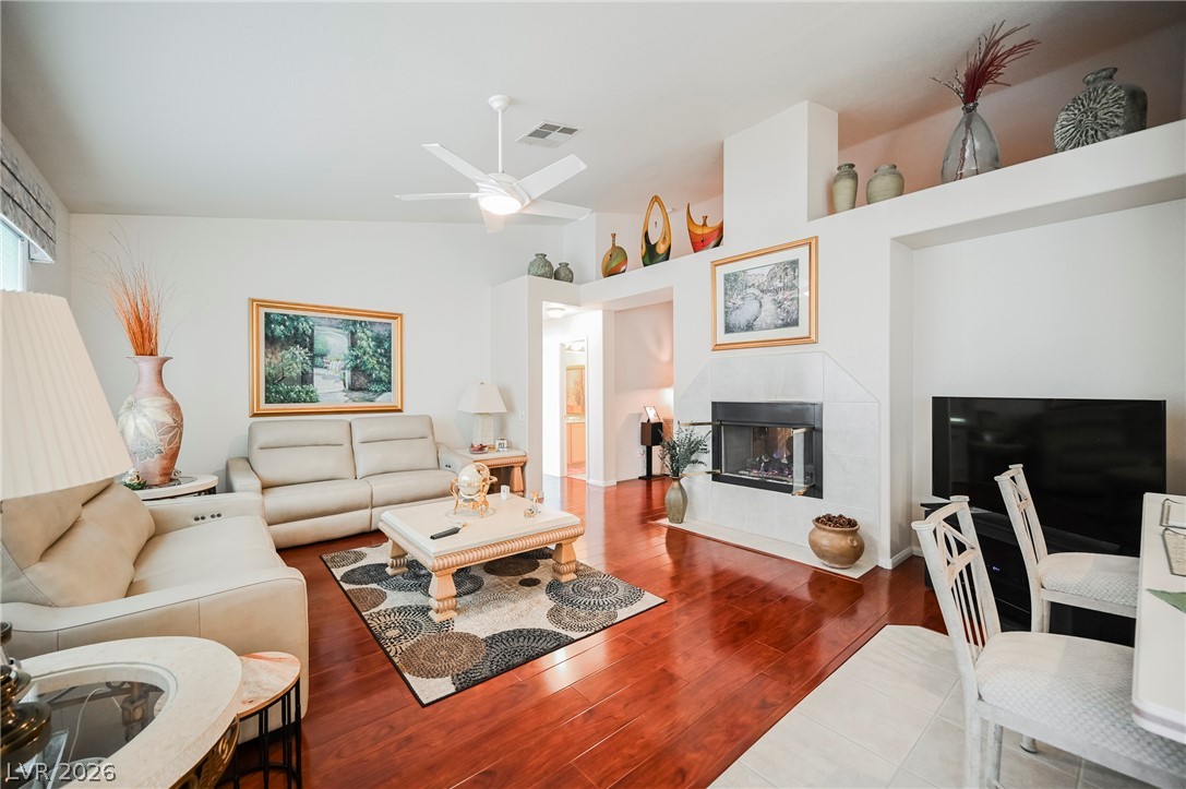 8636 Highland View Las Vegas NV 89145