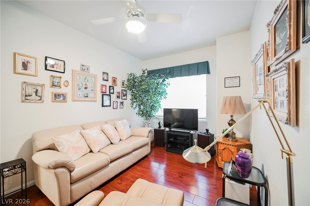 8636 Highland View Las Vegas NV 89145