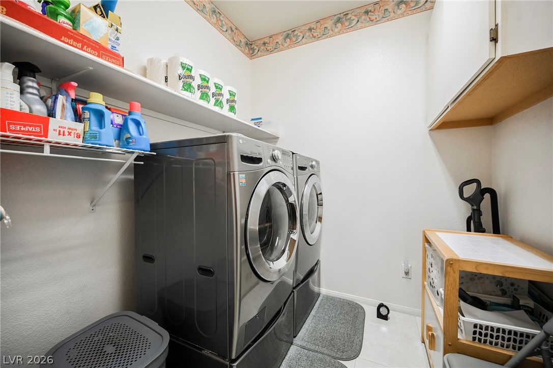 8636 Highland View Las Vegas NV 89145