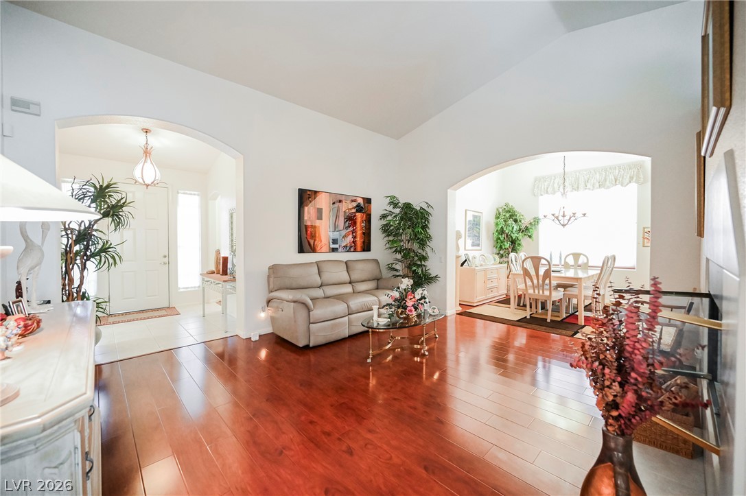 8636 Highland View Las Vegas NV 89145
