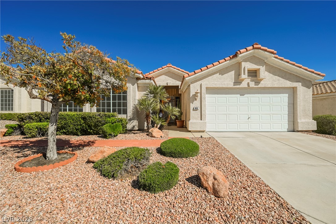 8636 Highland View Las Vegas NV 89145