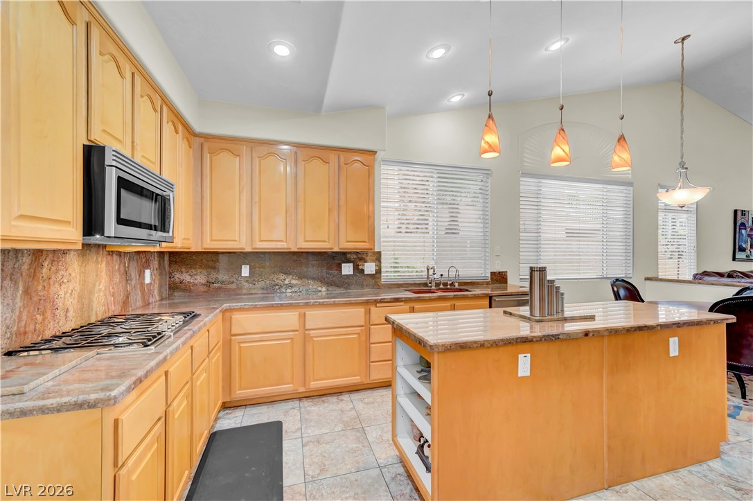 8421 Willow Point Court Las Vegas NV 89128