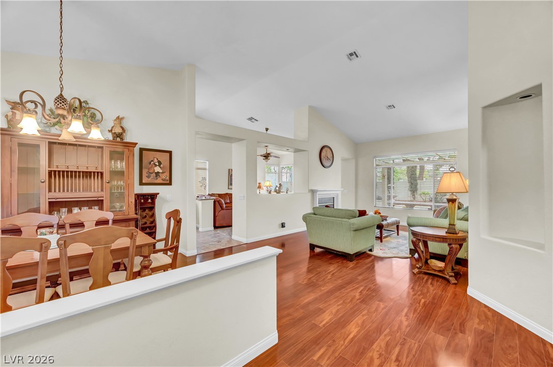 8421 Willow Point Court Las Vegas NV 89128