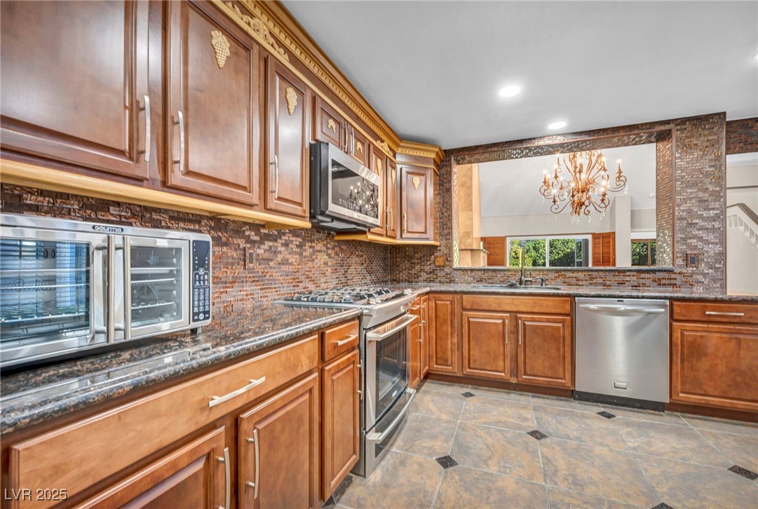 6976 Emerald Springs Lane Las Vegas NV 89113