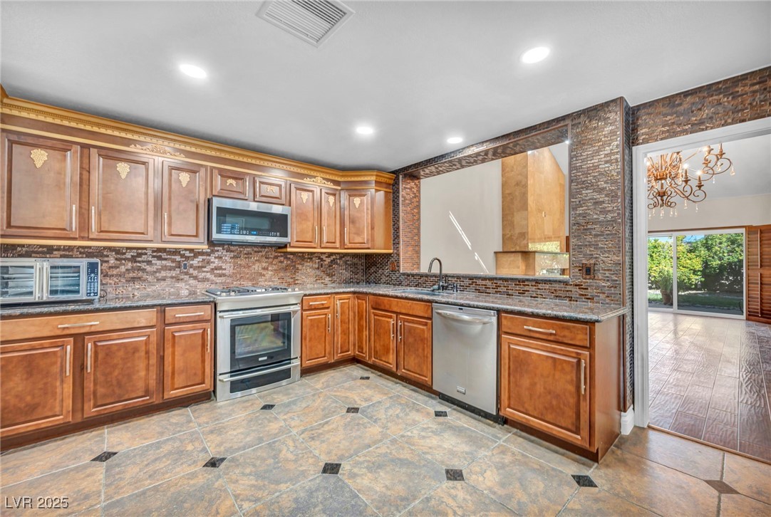 6976 Emerald Springs Lane Las Vegas NV 89113