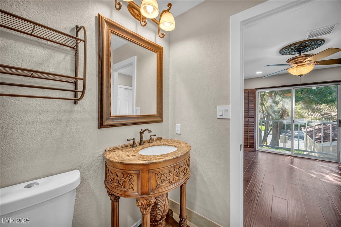 6976 Emerald Springs Lane Las Vegas NV 89113