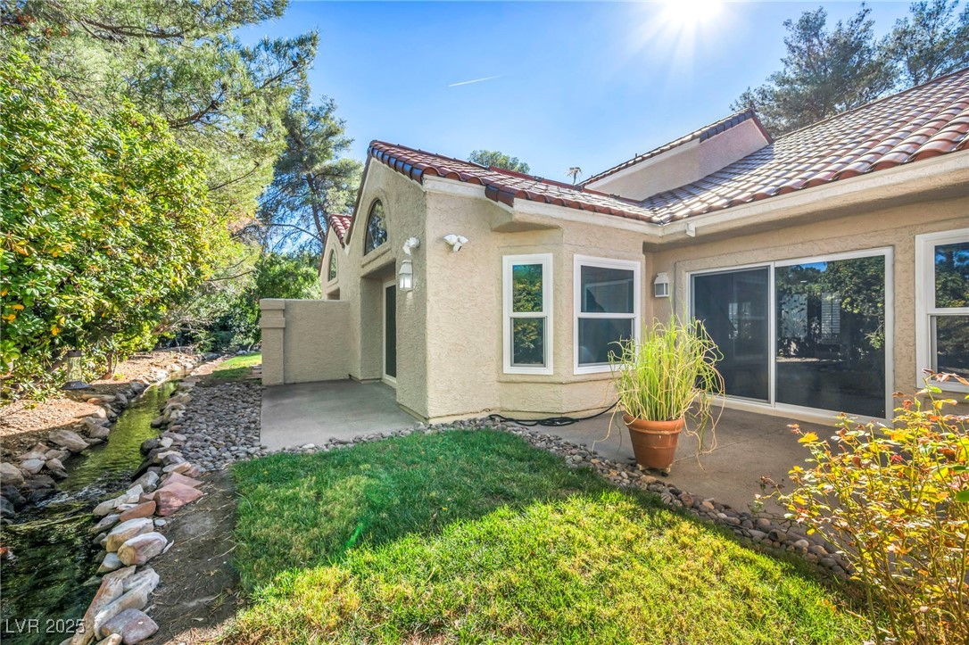 6976 Emerald Springs Lane Las Vegas NV 89113