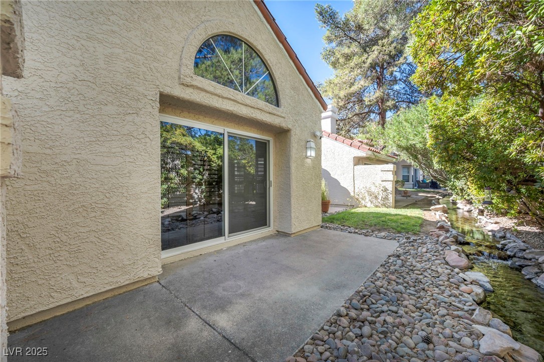6976 Emerald Springs Lane Las Vegas NV 89113