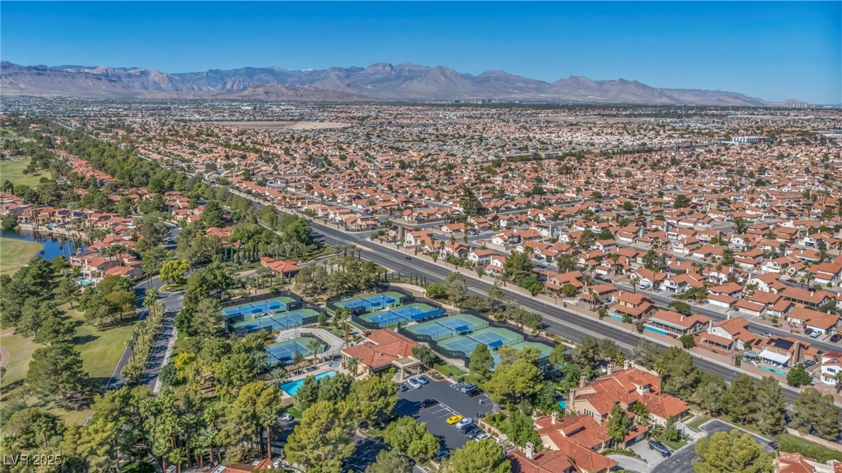 6976 Emerald Springs Lane Las Vegas NV 89113