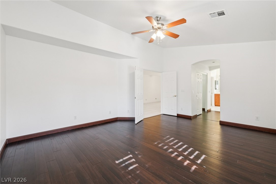 9983 Willowbrook Pond Road Las Vegas NV 89148