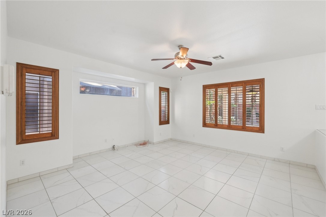 9983 Willowbrook Pond Road Las Vegas NV 89148
