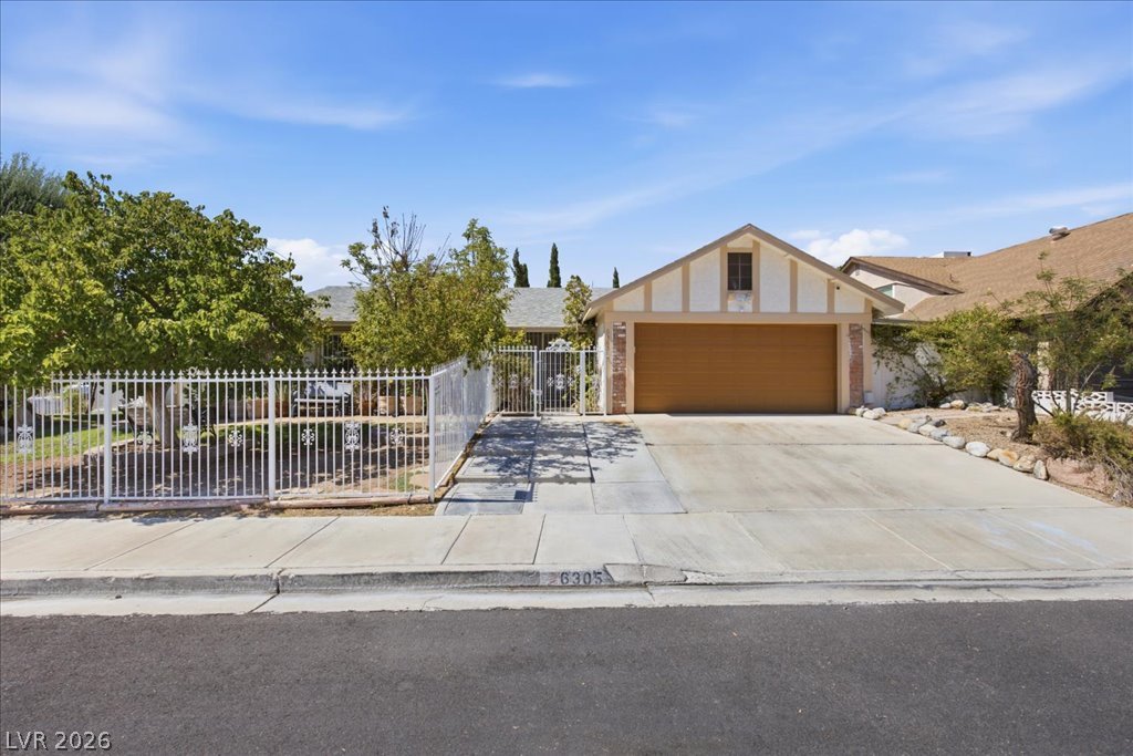 6305 Arcadia Avenue Las Vegas NV 89118