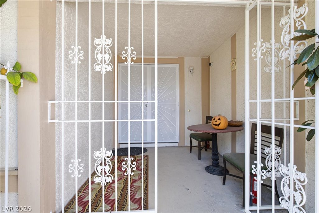 6305 Arcadia Avenue Las Vegas NV 89118