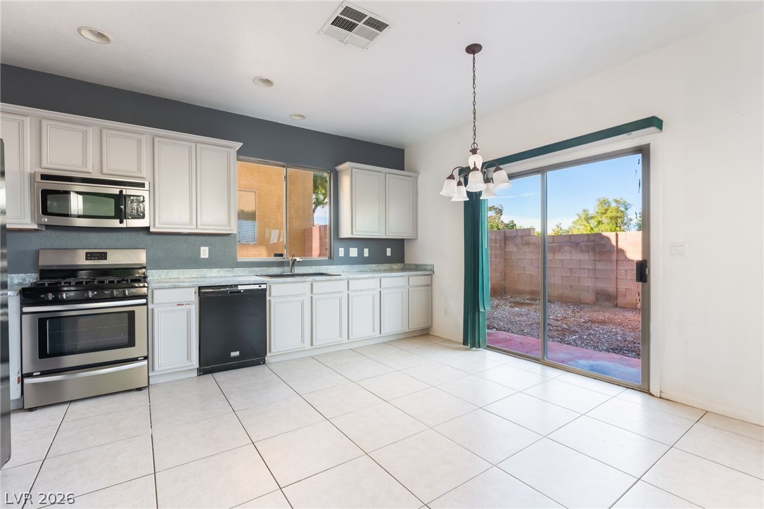 8512 Sweet Cedar Avenue Las Vegas NV 89143