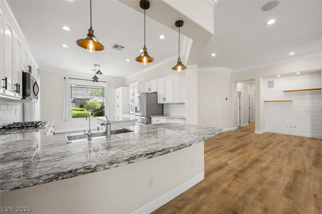 7 Stonemark Henderson NV 89052