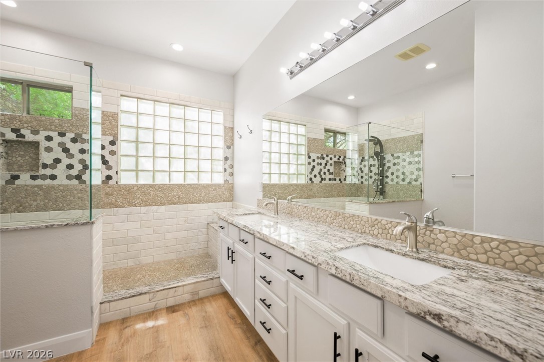 7 Stonemark Henderson NV 89052