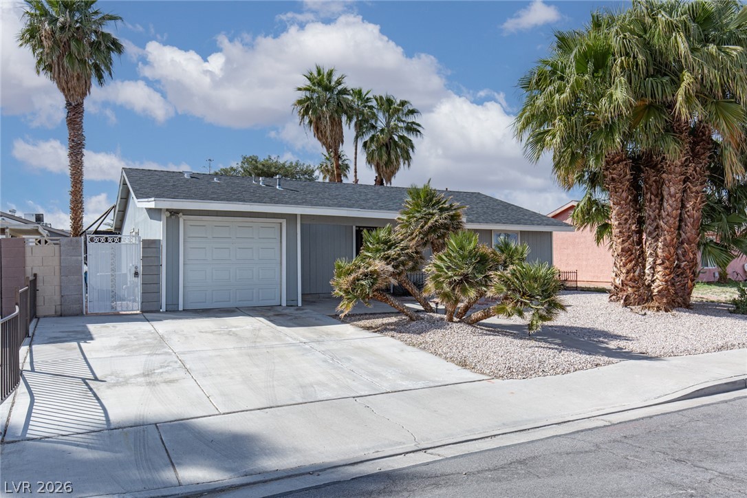 41 Del Amo Drive Las Vegas NV 89110