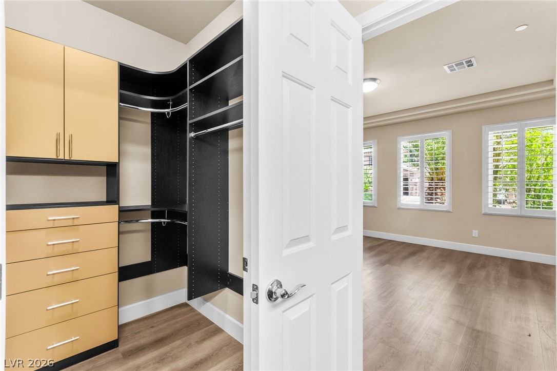 4211 Abernethy Forest Place Las Vegas NV 89141