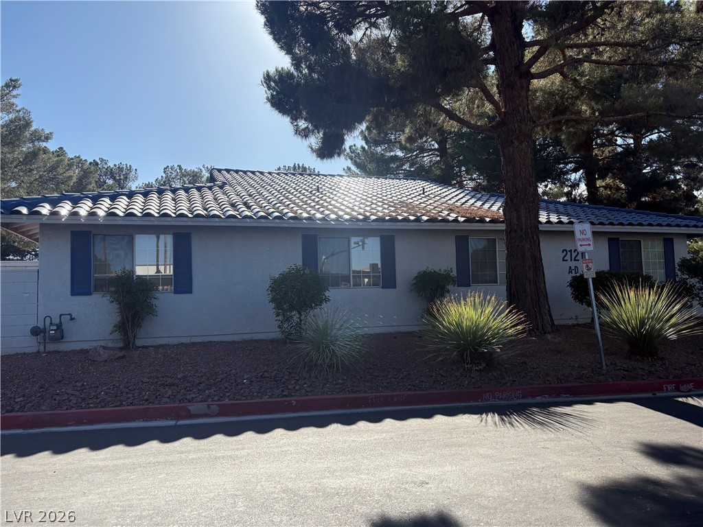 2121 Twickenham Place B Las Vegas NV 89108
