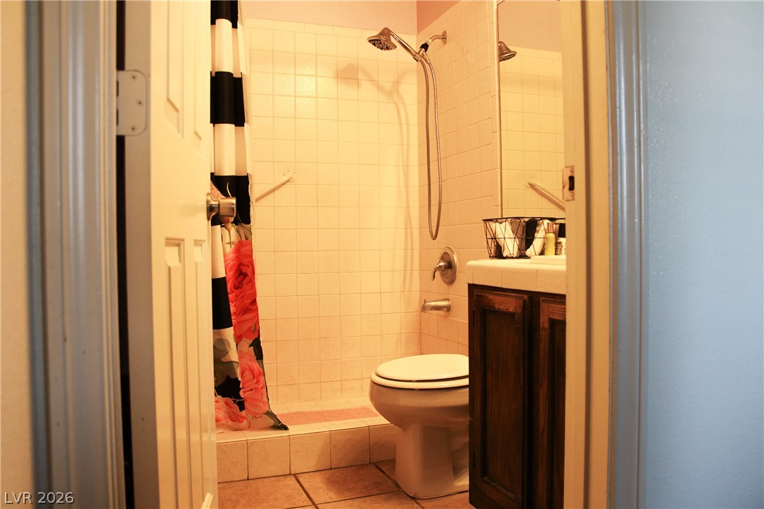 2121 Twickenham Place B Las Vegas NV 89108