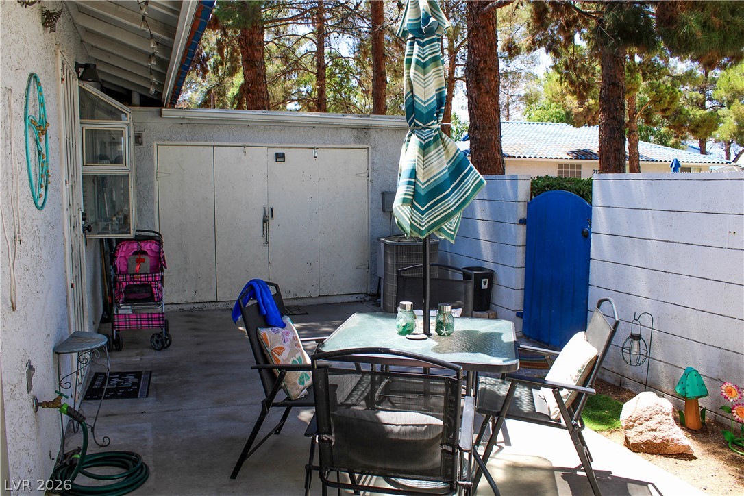 2121 Twickenham Place B Las Vegas NV 89108