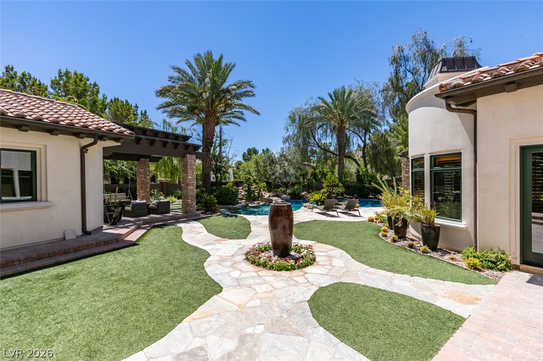 21 Olympia Hills Circle Las Vegas NV 89141