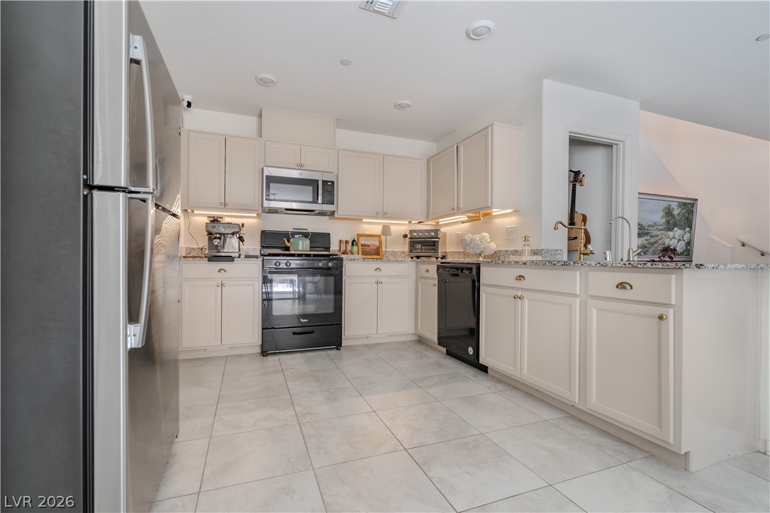 1126 Glistening Acres Avenue North Las Vegas NV 89086