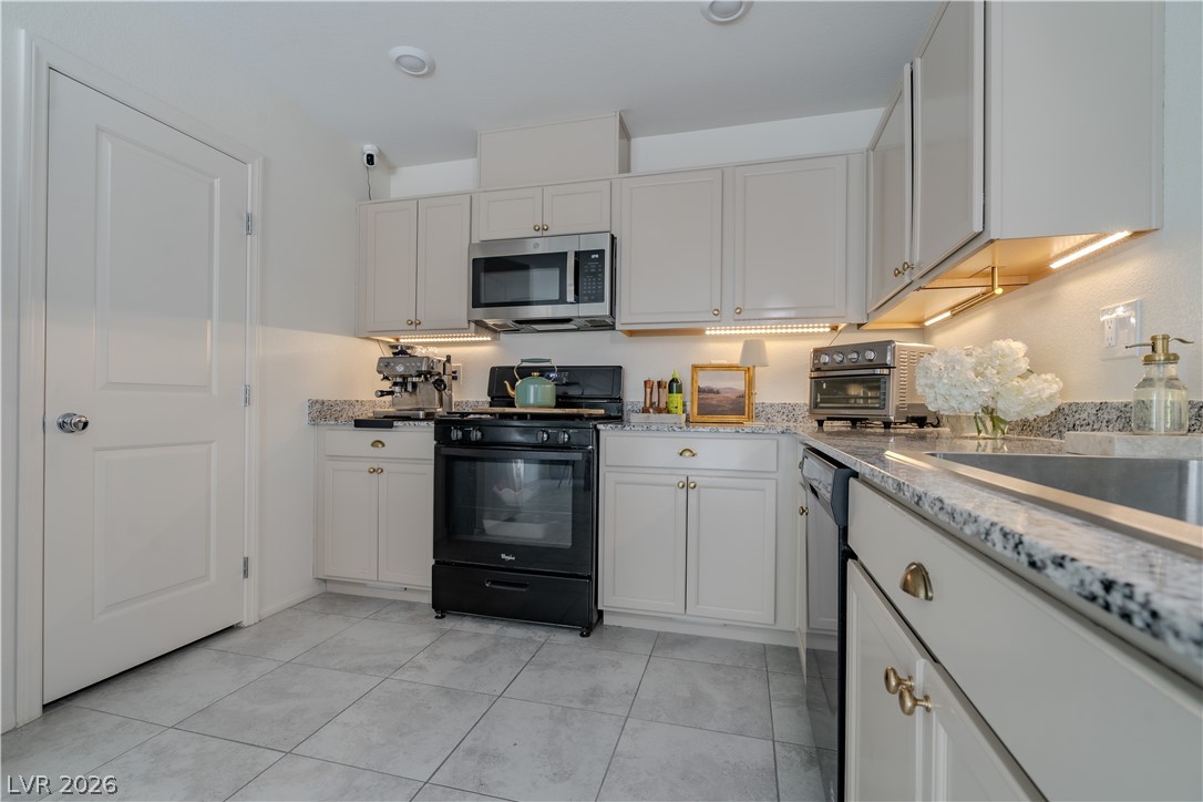 1126 Glistening Acres Avenue North Las Vegas NV 89086