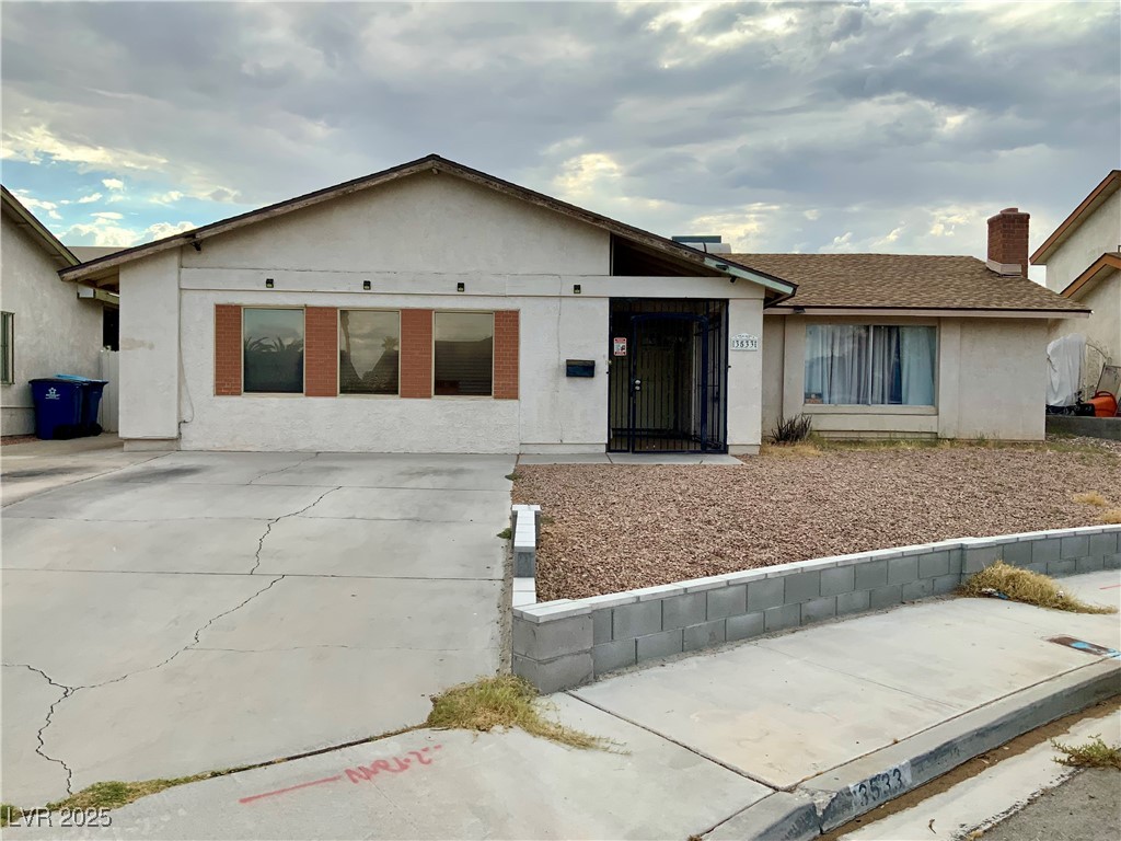 3533 Moraga Drive Las Vegas NV 89103