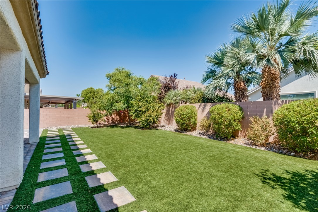 5796 Yellow Ridge Avenue Las Vegas NV 89131