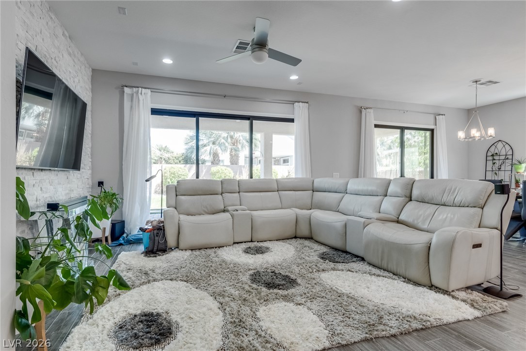 5796 Yellow Ridge Avenue Las Vegas NV 89131