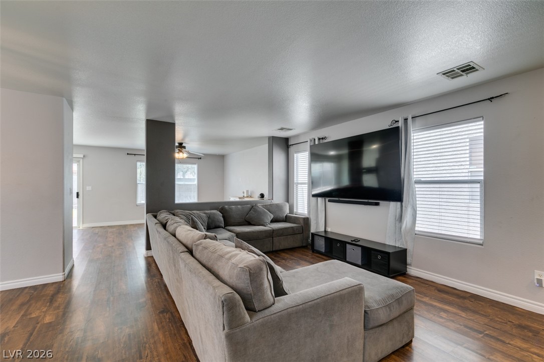 9557 Green Spruce Street Las Vegas NV 89123